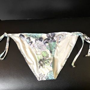 NWT H&M bikini bottoms